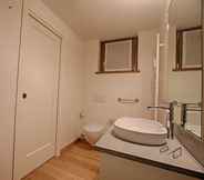 In-room Bathroom 6 Altido Courmayeur Imperial Suite Home Plangorret