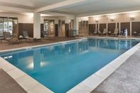 Swimming Pool Residence Inn by Marriott Cleveland University Circle/Medical Center