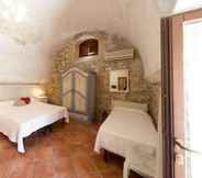 Bedroom 6 Casale del Coccio