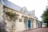 Exterior The Cheese House at Gileston Manor