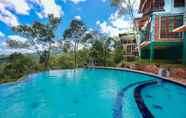 Swimming Pool 2 Tina Nature Villa