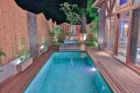 Swimming Pool Samsara Villas