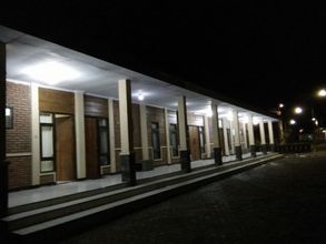 Luar Bangunan 4 Bromo Holiday Guesthouse