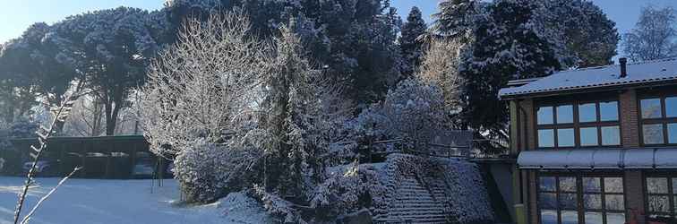 Bên ngoài Agriturismo Tra Serra e Lago