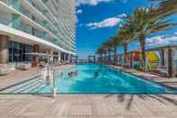 Swimming Pool Private Ocean Condos - Hyde Beach Resort