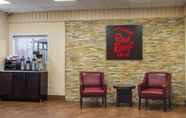 Lobby 2 Red Roof Inn Perrysburg