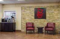 Lobby Red Roof Inn Perrysburg