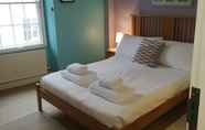 Kamar Tidur 4 The White Hart Hotel