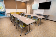 ห้องประชุม SpringHill Suites by Marriott Newark Fremont