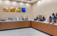 Restaurant 2 Comfort Suites Greensboro - High Point