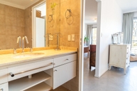 In-room Bathroom ORO Apartment by Be Local Argentina