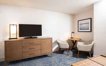 Phòng ngủ 4 Pomeroy Hotel Fort McMurray