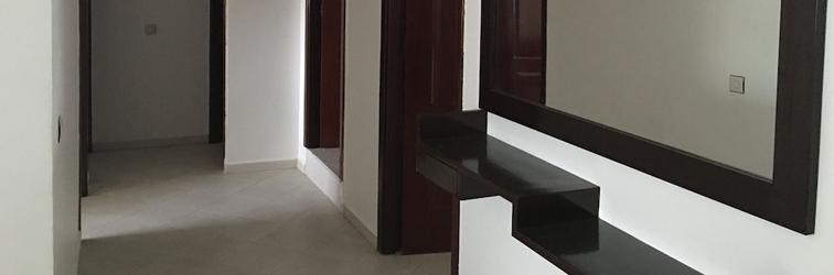 Lobby 2 Bedroom Apartment in Oulad Khallouf