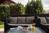 Bar, Cafe and Lounge Guest house Oreskovic