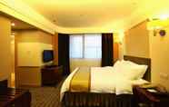 Bedroom 6 Shenzhen Sichuan Hotel