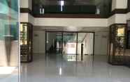 Lobby 6 Kyriad Hotel Solapur