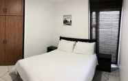 Kamar Tidur 5 La Ballito Self Catering Apartment