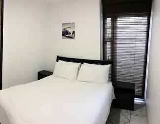 Kamar Tidur 2 La Ballito Self Catering Apartment