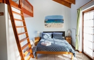 Bedroom 7 Bed and Beach Cape Town