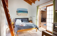 Bedroom 3 Bed and Beach Cape Town