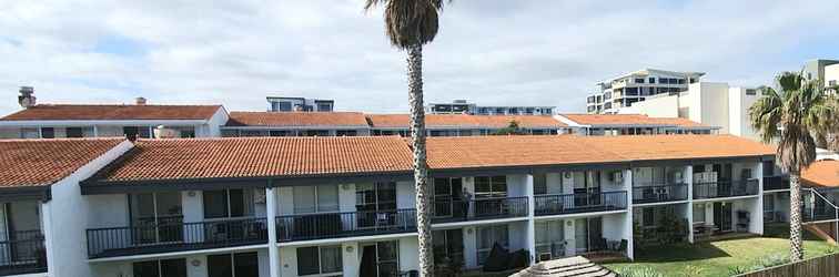 Exterior West Beach Lagoon 218