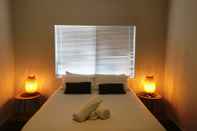 Kamar Tidur Acacia Holiday or Business Stay Accommodation