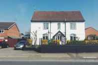 Exterior Notley House & The Coach House