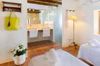 In-room Bathroom Can Noves - Villa de 2 suites -1