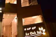 ภายนอกอาคาร Le Oak Inn