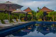 Swimming Pool Perdana Lembongan