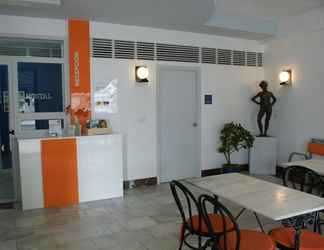 Lobi 2 Hostal Puerto Beach