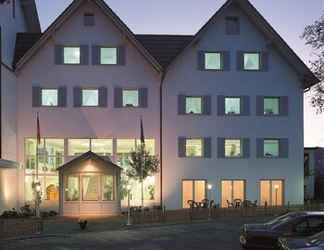 Exterior 2 Hotel Zur Burg Sternberg