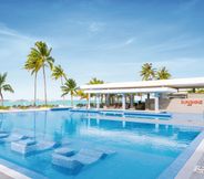 Kolam Renang 4 Riu Palace Maldives - All inclusive