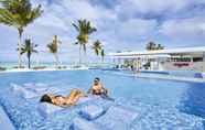 Kolam Renang 3 RIU Atoll All inclusive