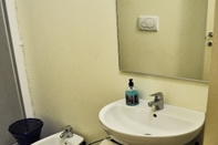 In-room Bathroom Al Canto del Cavour