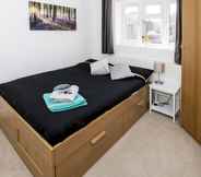 Kamar Tidur 4 Lovely Rooms in a Quiet Place of Woking