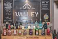 Bar, Kafe, dan Lounge The Valley Anglesey