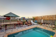 Swimming Pool Seeberg Cottage B Hermanus