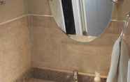 In-room Bathroom 3 NEW !! Home Away From Home in the GTA