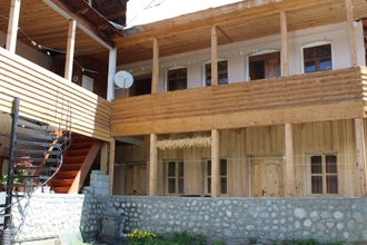 ภายนอกอาคาร 4 Ecohouse Svaneti