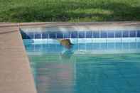 Swimming Pool Pantanal Ranch Meia Lua