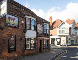 Exterior 2 The Bull at Wargrave