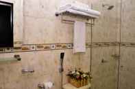 In-room Bathroom Hotel Prado Real