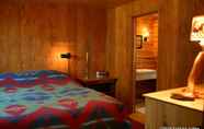 Kamar Tidur 4 Corkins Lodge