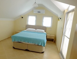 Bedroom 2 BBF Villa1 by Dream of Holiday