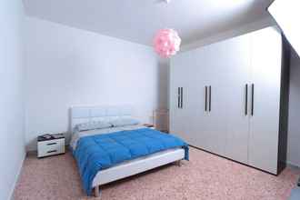 Kamar Tidur 4 Di Palma Family House