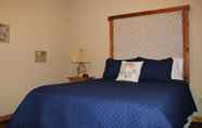 Bedroom 7 The Silver Spur Resort - Campsite