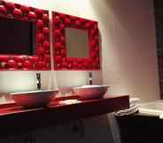 In-room Bathroom 2 Motel Venus Madrid Sur - Adults Only