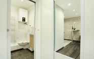 In-room Bathroom 7 Sublime et neuf studio Le Marais ( Commines)