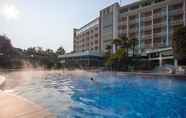 Kolam Renang 3 Grand Hotel Terme & Spa